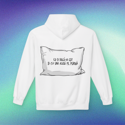 cu o falcă-n cer și cu una acasă pe pernă - Hanorac Medium Fit