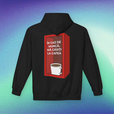 în caz de muncă, mă găsiți la cafea - Hanorac Medium Fit